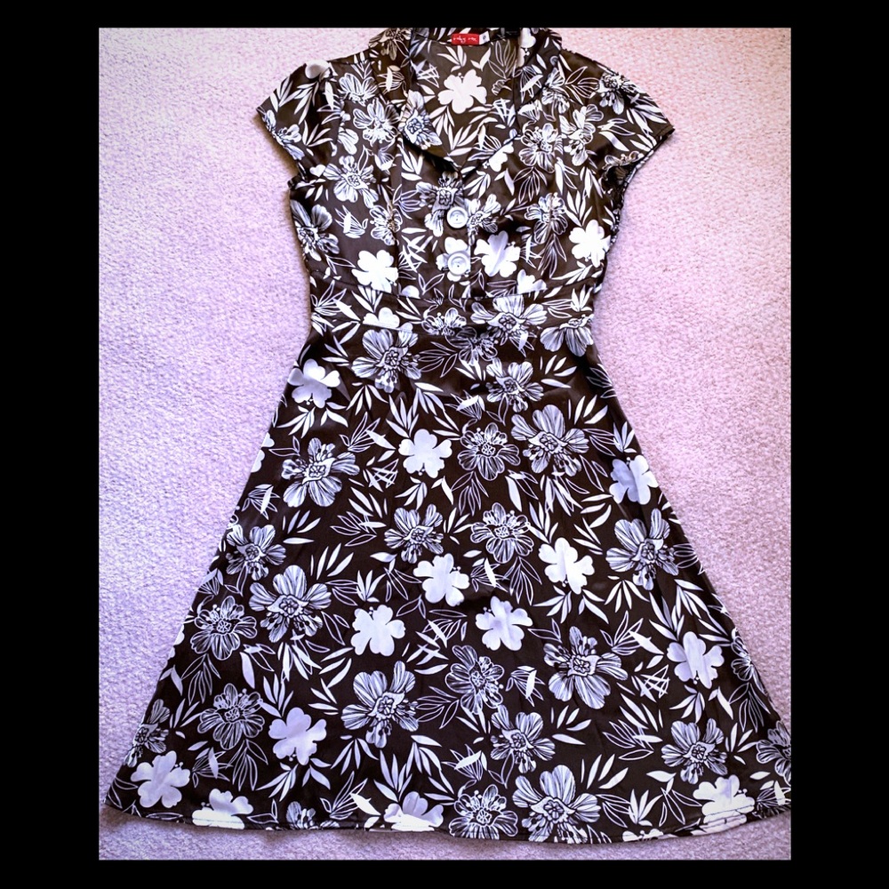 Ruby Rox Brown Cream Floral Dress Juniors Size 5